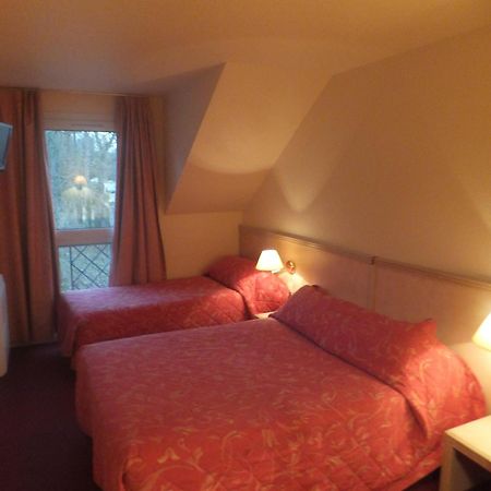 Hotel Le Village Gif-sur-Yvette Exterior foto