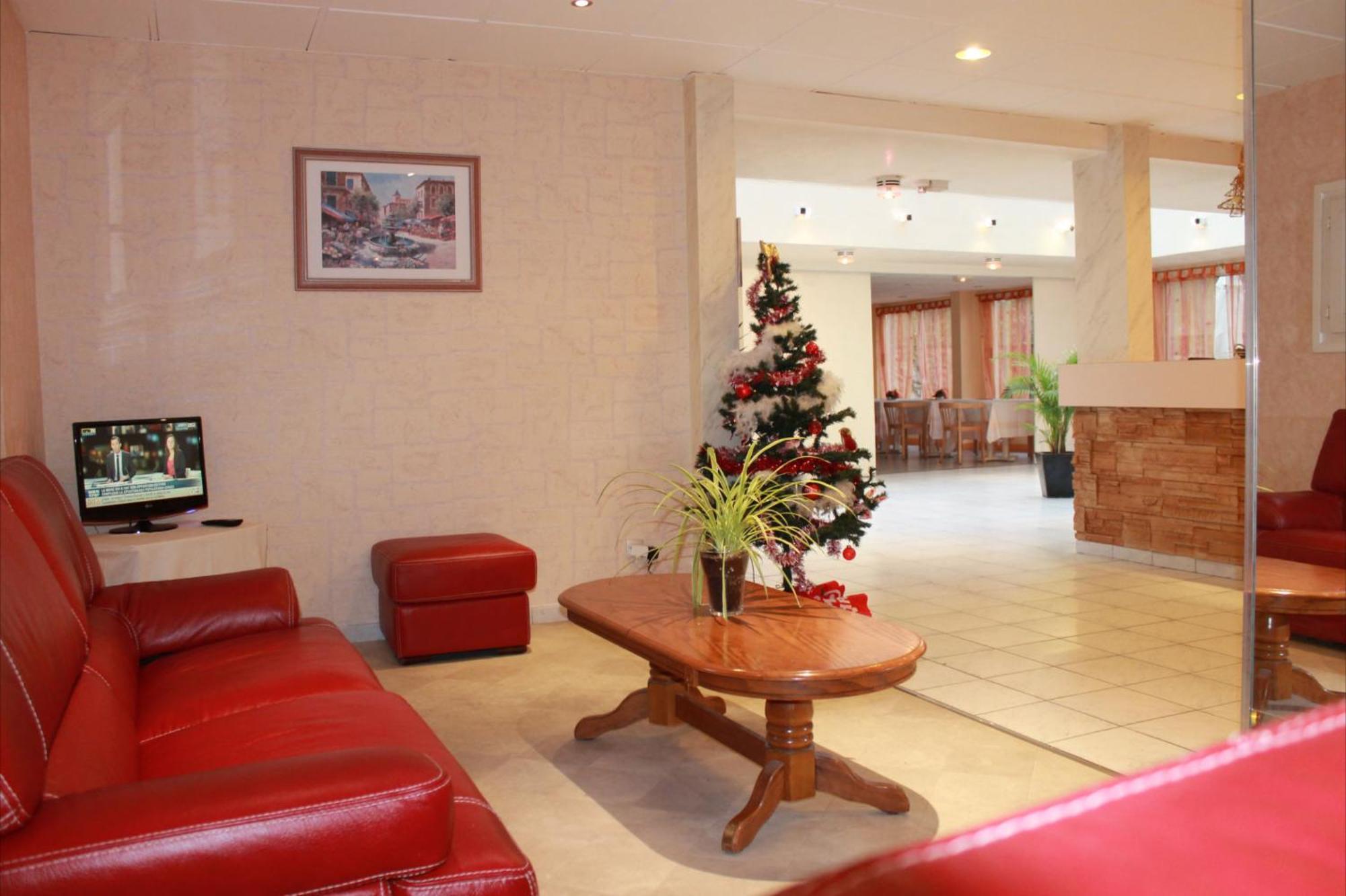 Hotel Le Village Gif-sur-Yvette Exterior foto