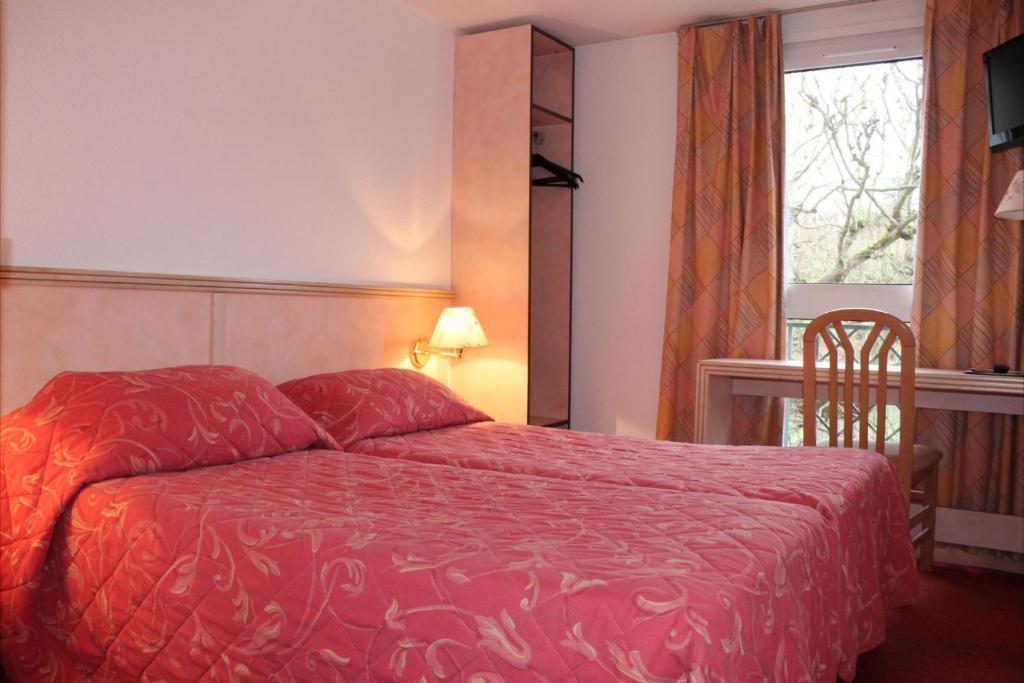 Hotel Le Village Gif-sur-Yvette Zimmer foto